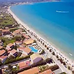 Elizabeth Aparthotel Acharavi (Corfu)