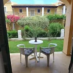 Elizabeth Aparthotel Acharavi (Corfu)