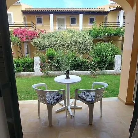 Elizabeth Aparthotel Acharavi (Corfu)